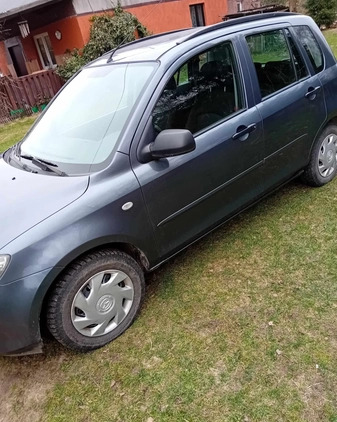 Mazda 2 cena 4500 przebieg: 201000, rok produkcji 2004 z Buk małe 121